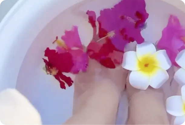 フットバスとお花のリラクゼーション