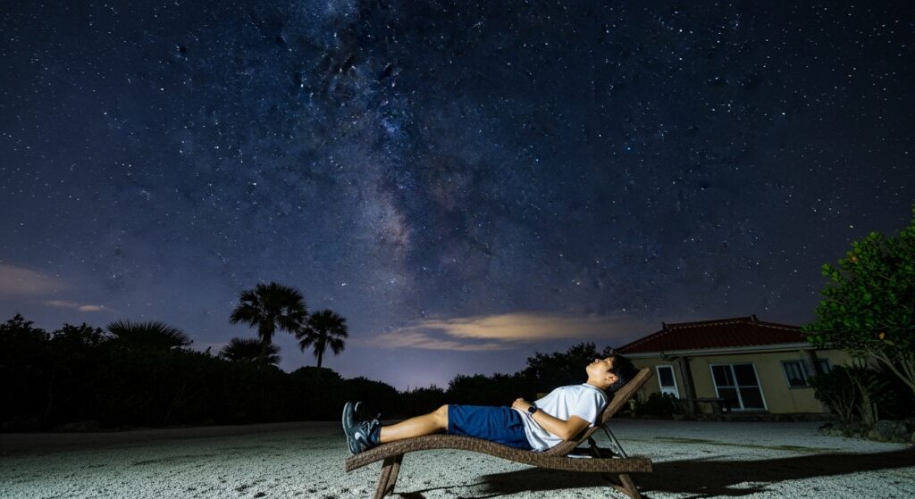 沖縄民泊で星空を楽しむ夜｜街灯の少ないエリアの魅力